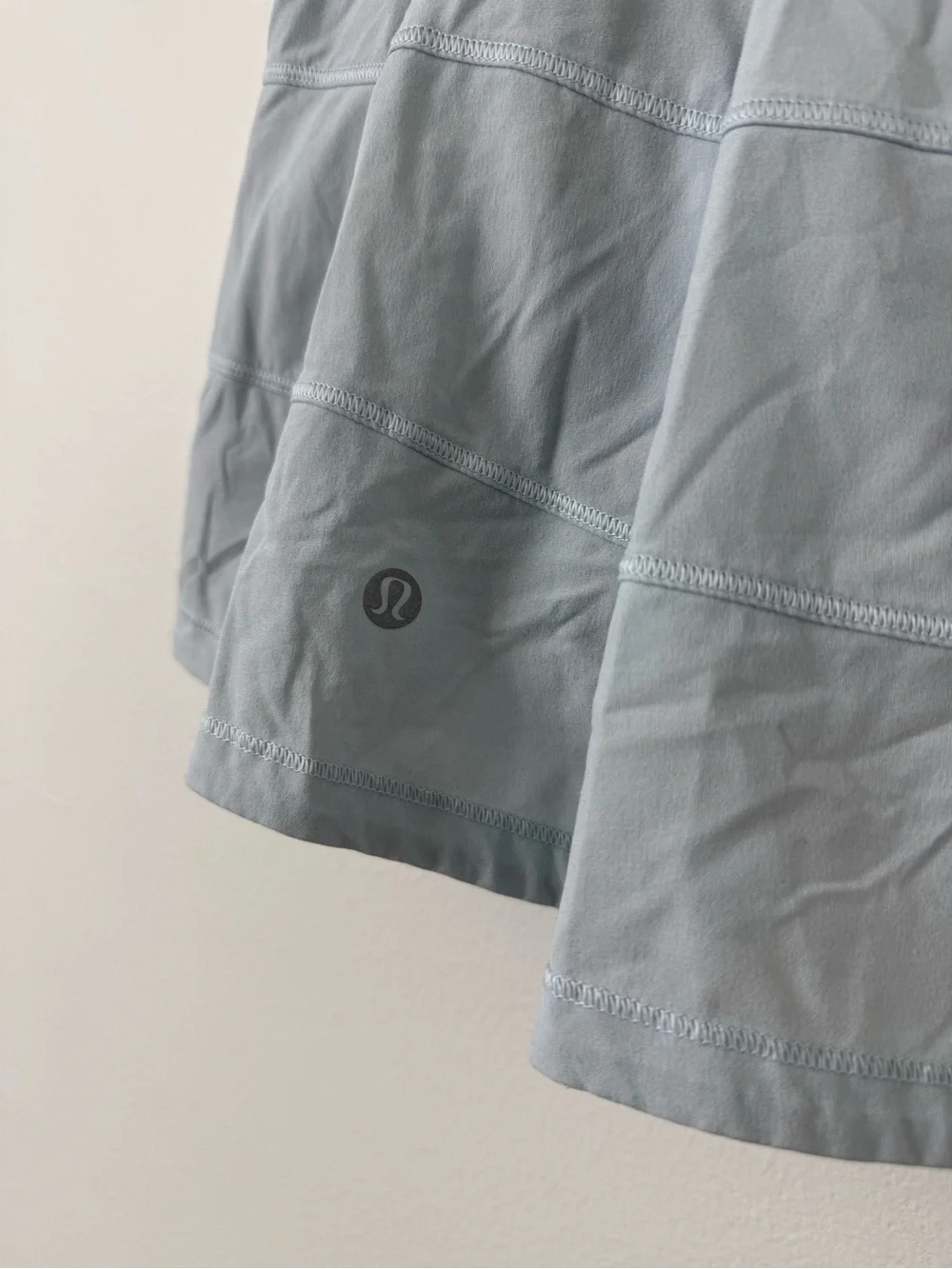 {10} lululemon athletica Powder Blue Pace Skort